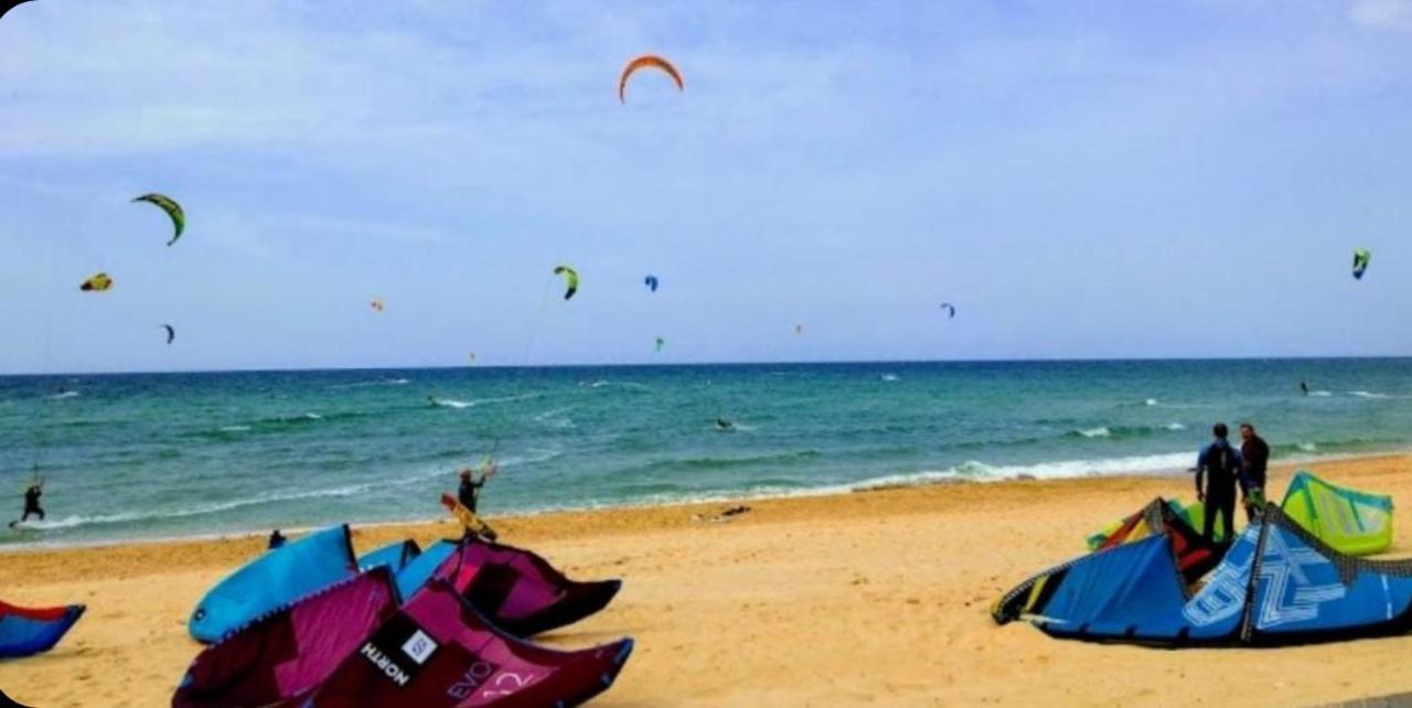 612 Apartment On The Beach 巴特亚姆 外观 照片